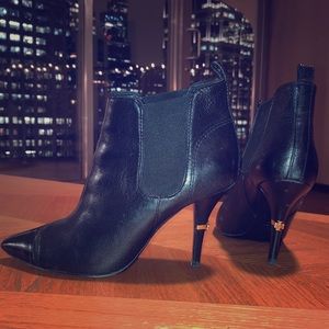 Tory Burch Black heeled booties